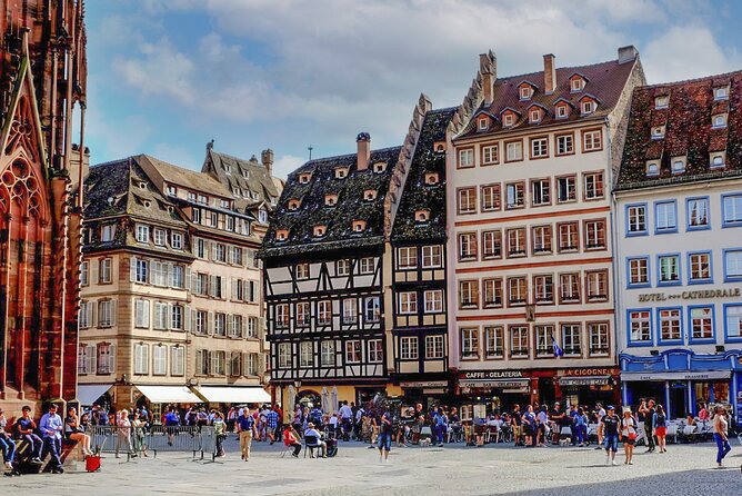 Strasbourg Scavenger Hunt and City Highlights Walking Tour - Exploring Strasbourg at Your Own Pace