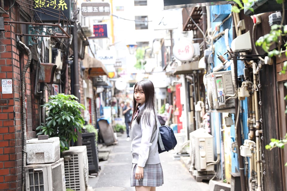 Tokyo: Japanese School Uniform Rental in Harajuku - Secure Your Booking