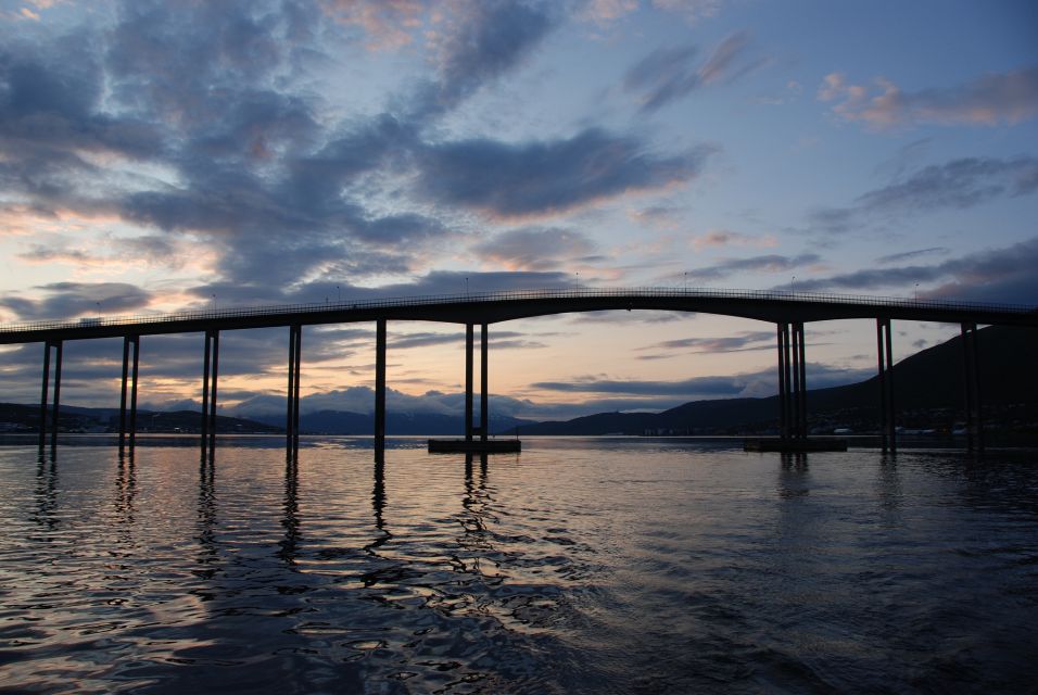 Tromsø: Midnight Sun Cruise in a Luxury Catamaran - Convenient Meeting Point