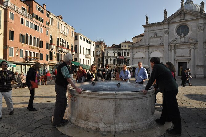 Venice in 1 Day: St Marks Basilica, Walking & Boat Tour - Exploring Hidden Venice