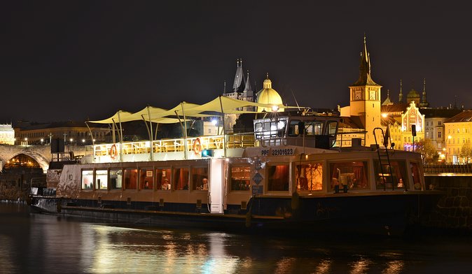 Vltava Dinner Cruise With Music in Prague - Traveler and Accessibility Information