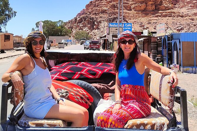 Wadi Rum Day Tour & Starlight Cave & Traditions Food - Lawrence Spring