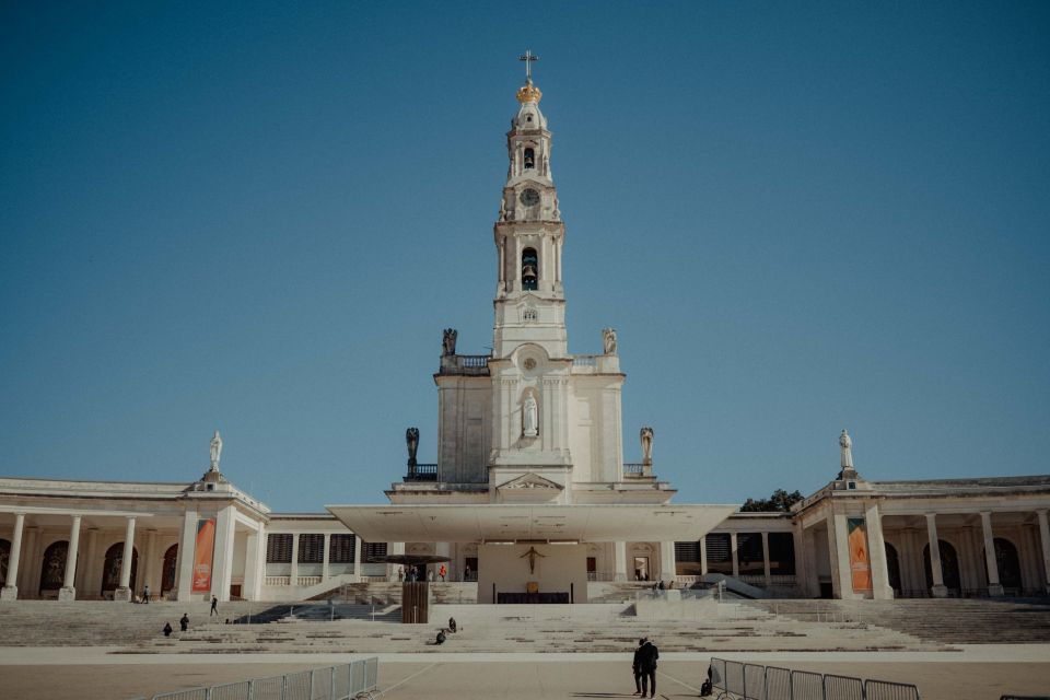 Wonders of Fátima Half Day Private Tour - Virgin Mary Apparition Site and Monument