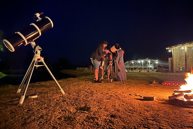 Al Marmoom Oasis Luxury Tent With Bedouin Dinner - Bedouin Dinner and Entertainment