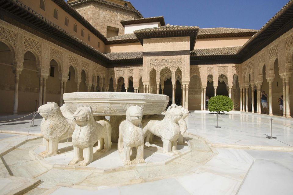 Alhambra, Nasrid Palaces, and Generalife 3-Hour Guided Tour - Inclusions and Exclusions