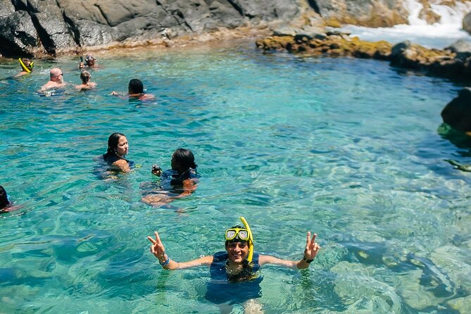 Aruba Off-Road Safari Tour to Natural Pool - Swim and Snorkel at Natural Pool