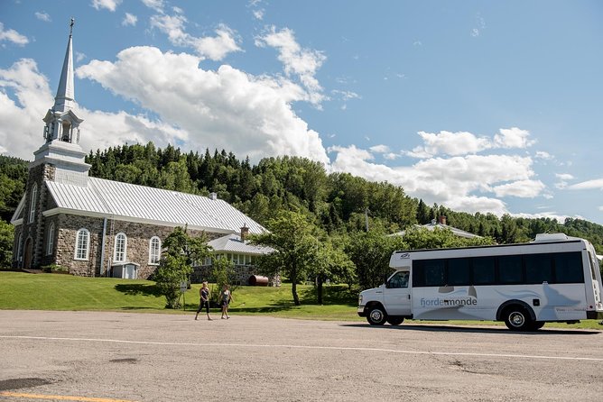 BACK COUNTRY OF THE FJORD AND THE NATIONAL PARK - Saguenay Guided Tours - Historic Rue Du Faubourg