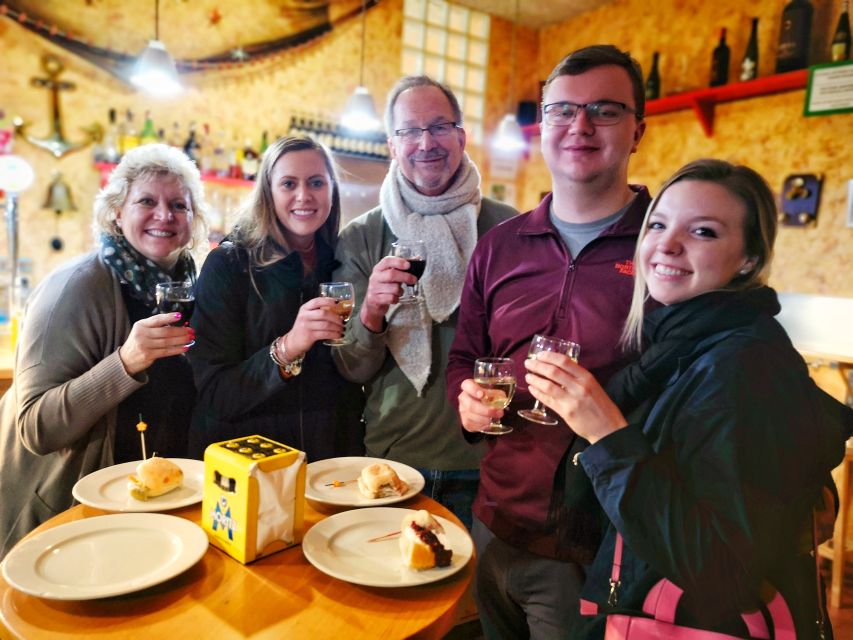 Barcelona: Food & Drink Tasting Tour in Traditional Taverns - Private Group Availability