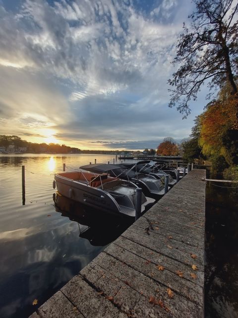 Berlin: Electric Boat Rental for Self-Driving 2 Hrs - Explore Berlins Waterways