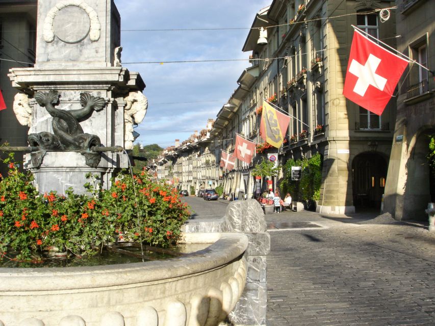 Bern Old City Walking Tour - Tour Languages and Pickup Options