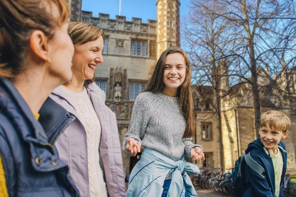 Cambridge: Self-Guided Smartphone Treasure Hunt - Discovering the Citys History