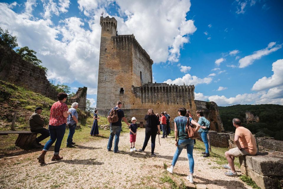 Château De Commarque: The Mystery of the Forgotten Fortress - Exploring the Forgotten Fortress