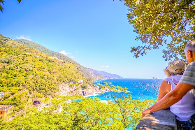 Cinque Terre Hiking Tour From La Spezia Train Station - What to Bring