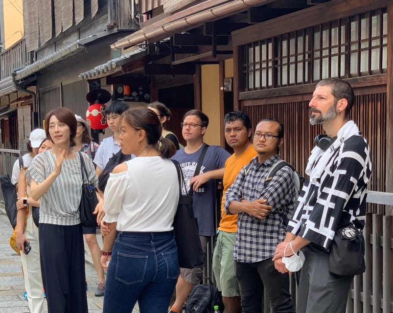 Gion Guided Walking Tour: Discover the World of Geisha - Tour Operation Details