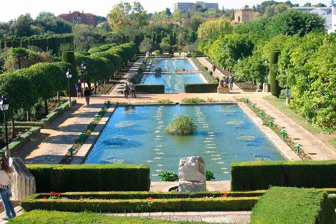 Guided Visit to Alcazar De Los Reyes Cristianos With Admission - Traveler Reviews