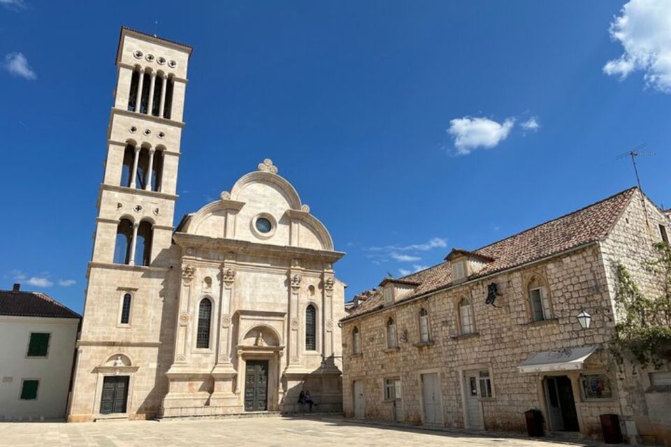 Jewels of Hvar – Guided Walking Tour - Languages