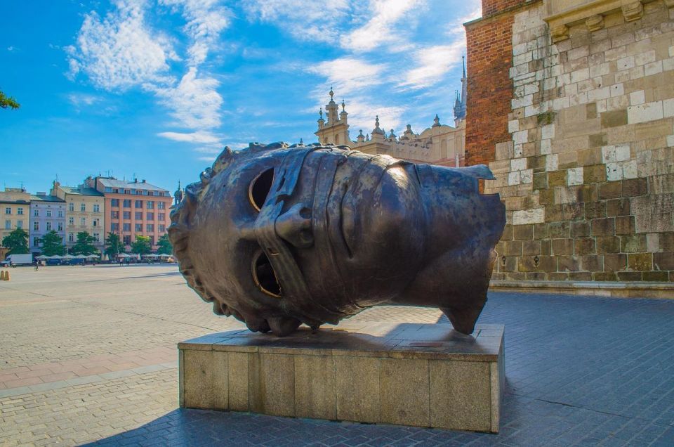 Krakow: Self-Guided Audio Tour - Navigating the Self-Guided Tour