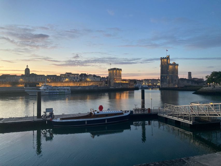 La Rochelle: The Minimes and Bay Boat Tour - Safety Precautions