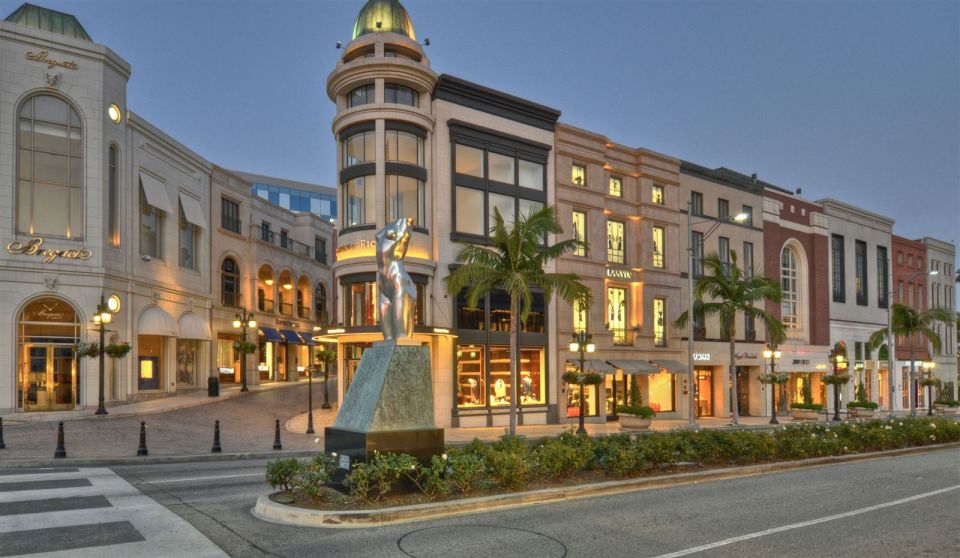 Los Angeles 4-Hour Private Tour: Beverly Hills & More - Discover Rodeo Drives Luxury Shops