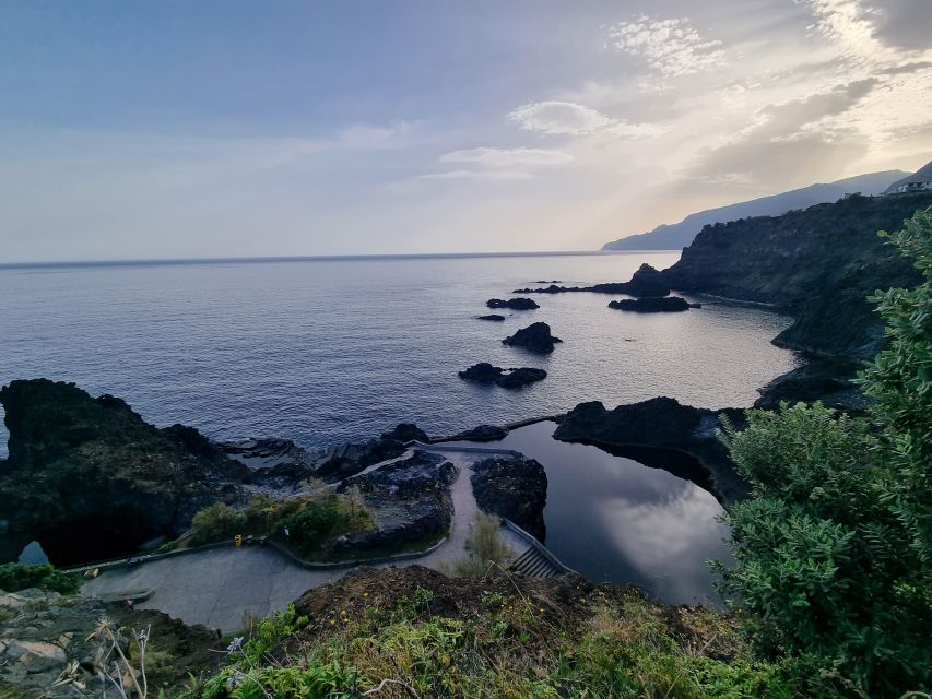 Madeira: SkyWalk, Fanal, Natural Pools 4x4 Jeep Tour - Porto Moniz Natural Swimming Pools