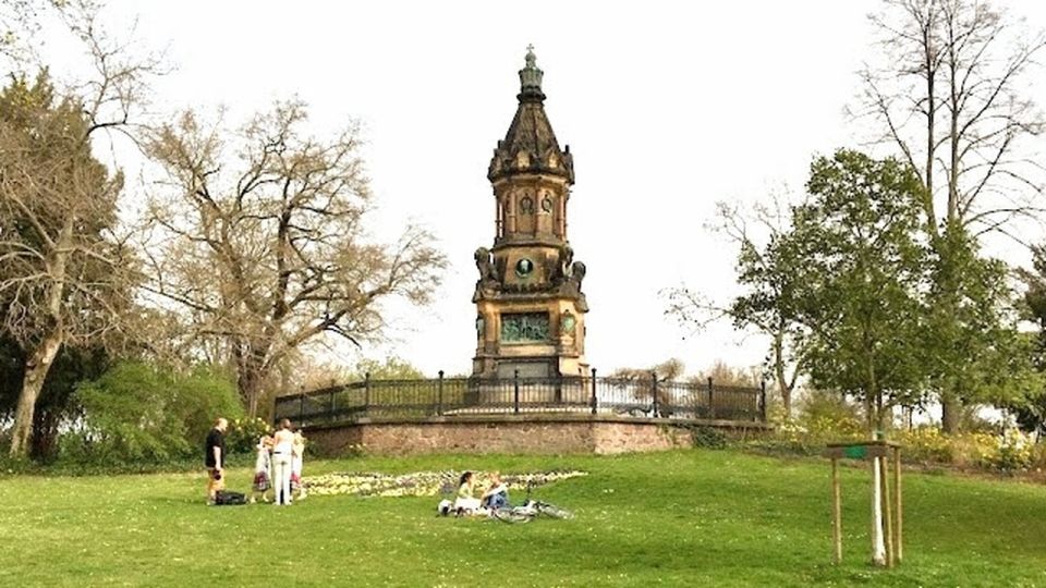 Magdeburg: Hegel Street, Self-Guided Walk Along the Boulevard - Logistics and Requirements