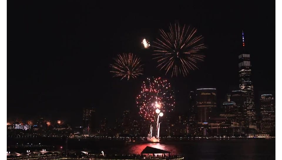 New York City Skyline & 4th of July Fireworks - Jersey City Fireworks