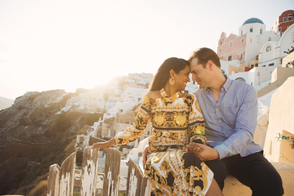 Oia: 30-Minute Photo Session for Couples or Solo Travelers - Personalized Photography Experience