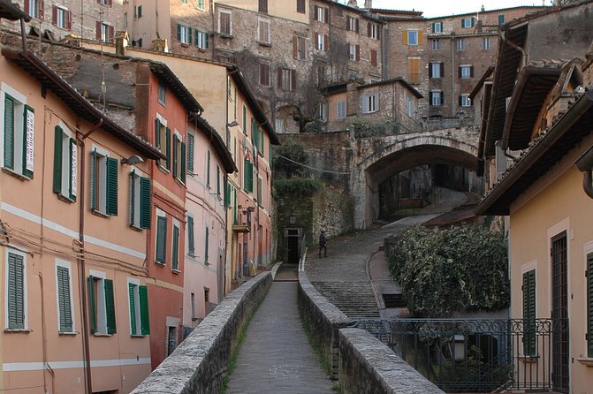 Perugia Private Walking Tour With Licensed Guide - Tour Participant Information