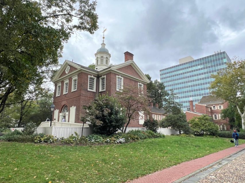 Philadelphia Historic Walking Tour & Scavenger Hunt - Price and Cancellation