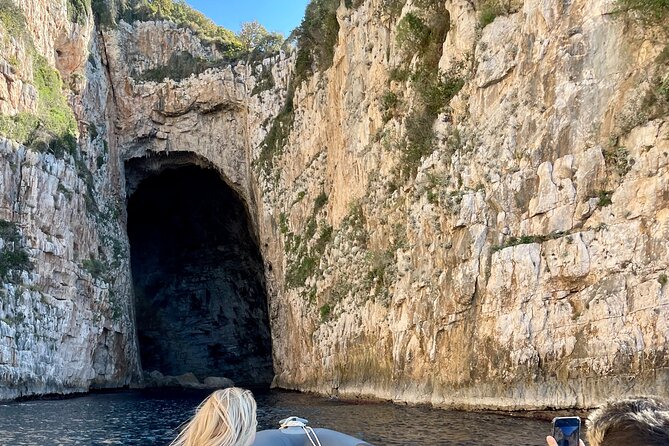 Private Speedboat For The Grand Tour Of National Park & Grama Bay - Unforgettable Experiences