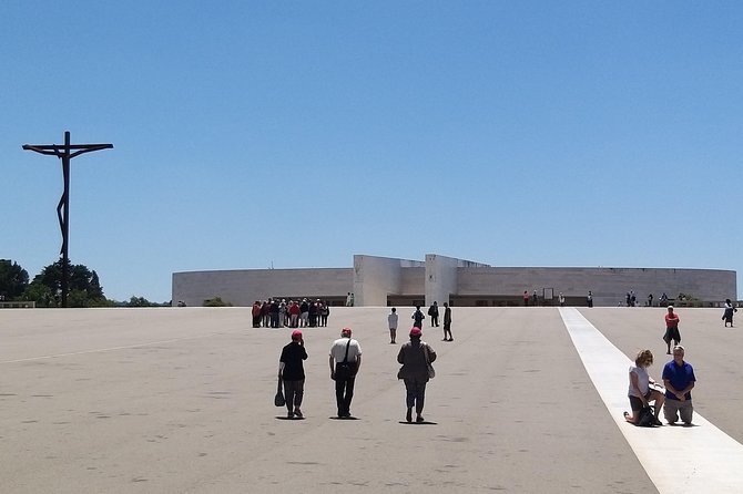 Private Tour to Fatima Sanctuary and the Little Shepherds Houses - Meeting and Pickup Details