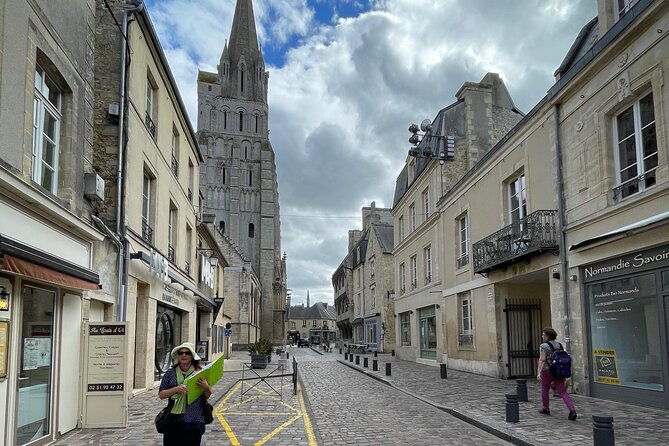 Private Walking Guided Tour of Historic Bayeux English or French - Customized Itinerary