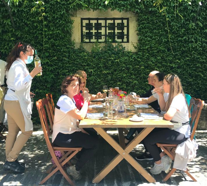 Quinta Da Pacheca: Walking With a Full Lunch and Wine Tasting - Quinta Da Pacheca Wine Tasting