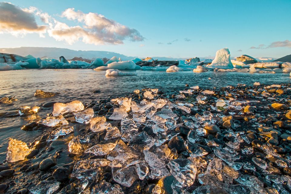 Reykjavik: Jökulsárlón Glacier Lagoon Full-Day Guided Trip - Transportation