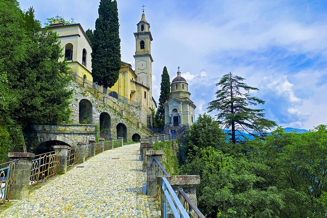 Road Bike Tour in Lake Como & Bellagio - Boat Cruise Experience