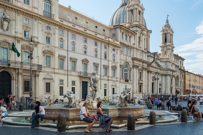 Rome City Walking Tour Spanish Steps, Trevi Fountain, Piazza Navona - Group Size and Composition