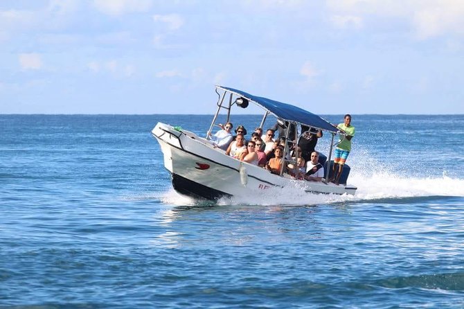 Saona Island Sailing Tour - All Inclusive - Photography and Souvenirs