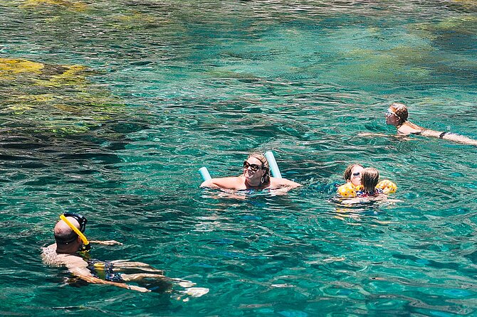 Snorkel Lunch & Lounge: Bluewater or Snorkel and Lunch: Leeward - Transportation and Pickup