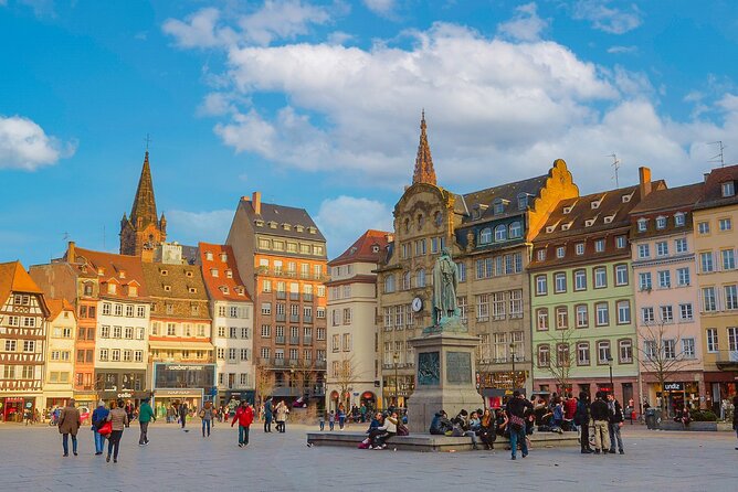 Strasbourg Scavenger Hunt and City Highlights Walking Tour - Discovering Landmarks and Hidden Corners