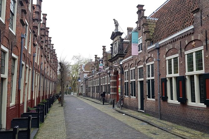 The Rise of Haarlem: Culture, History, Art and Architecture Walking Tour - Sunday and Summer Caveats