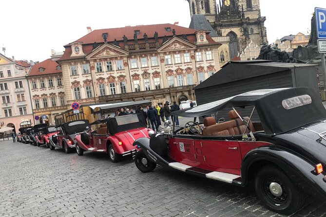 Vintage Cars Prague - Grand City Tour 150MIN / 1-6 Pers. 2,5hrs - Exclusive Private Tour Guarantee