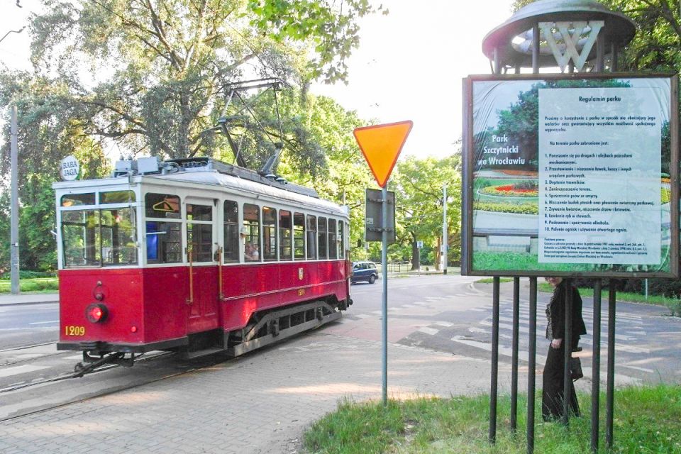 Wroclaw: Private Tour by Smal Historic Tram (1,5h, 11 Seats) - Inclusions and Exclusions