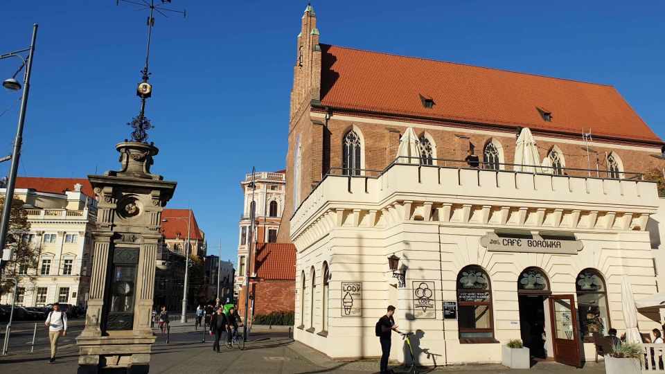 Wroclaw: Tour by Large Historic Tram (1,5 H, 32 Seats) - Seasonal Operations