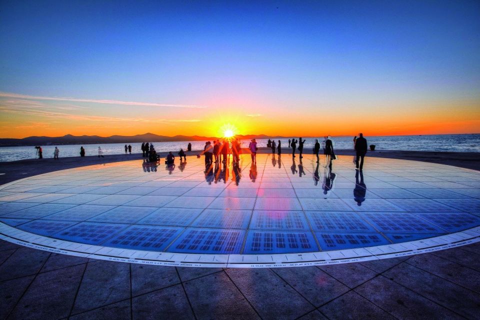 Zadar: Private Walking Tour Through 3,000 Years of History - Exploring Zadars Old Town