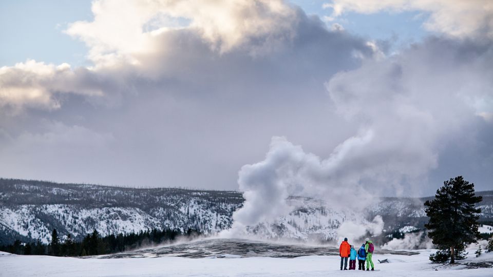 4-Day Winter Yellowstone Tour - Whats Not Included in the Tour