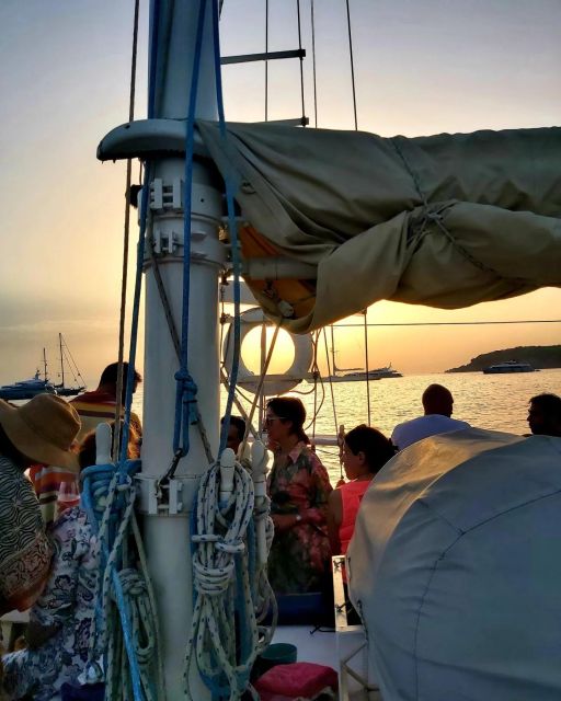 Athens: Retro Glam Sunset Cruise With Wine, Snacks & Music - Additional Information