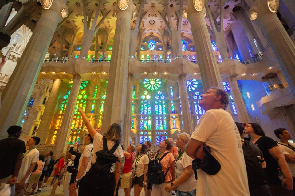 Barcelona: Sagrada Familia Fast Track Guided Tour - Cancellation and Refund Policy