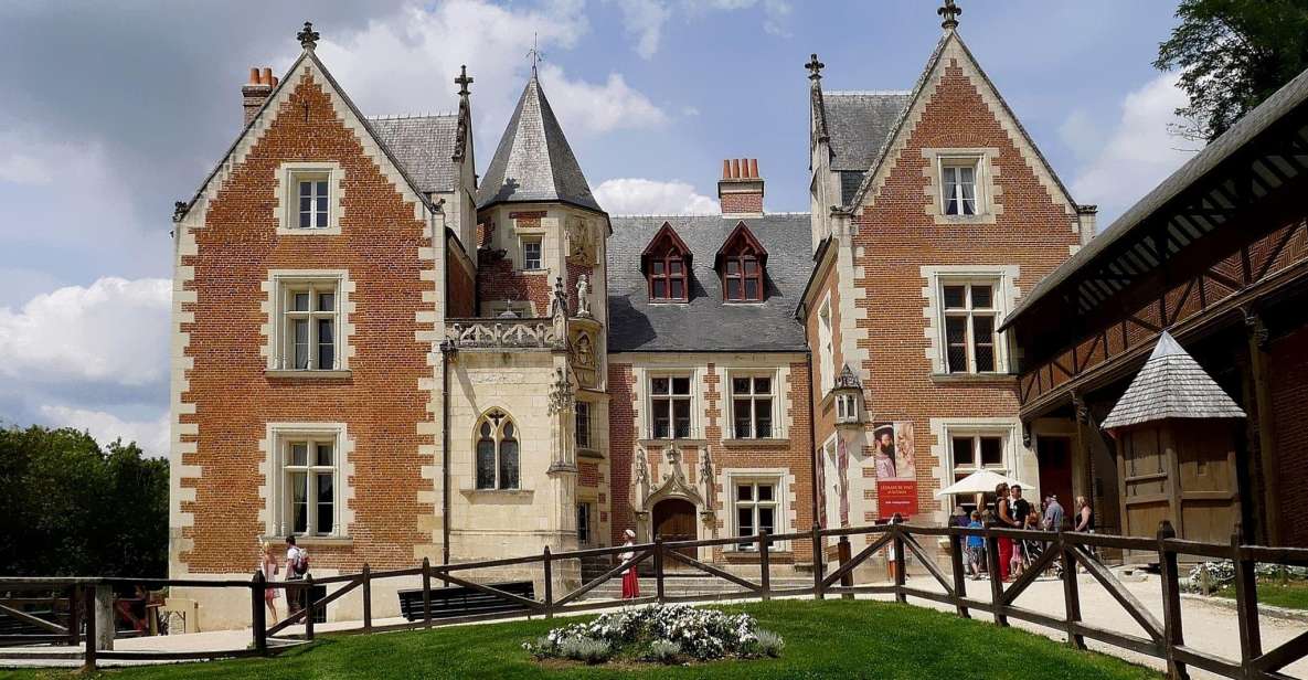 Clos Luce: Da Vinci's Castle Private Guided Tour With Ticket - Important Visitor Guidelines