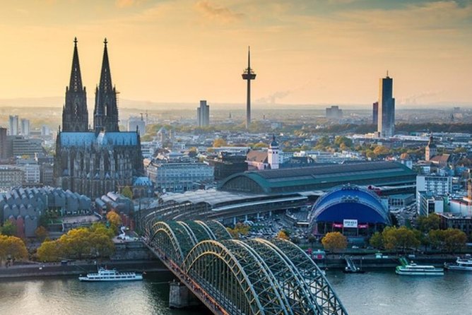 Cologne Highlights 2h Privat Walking Tour With Own Tour Guide. - Local Culture