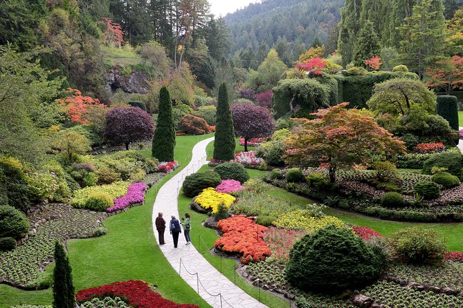 COMBO Victoria City Tour & Butchart Gardens & Entry Tix - Small-Group Experience